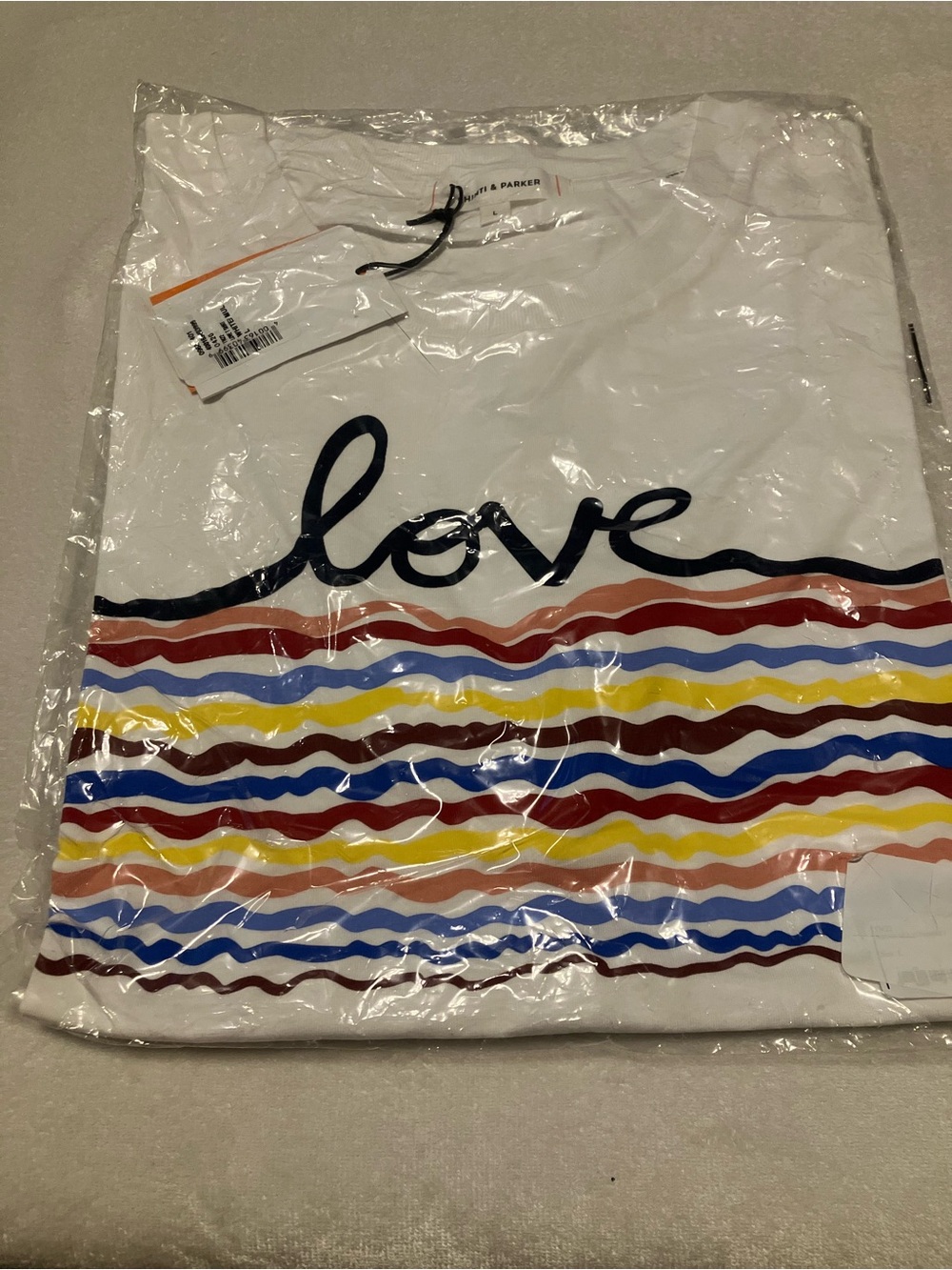 Chinti & Parker White Tee with Black Logo Tag